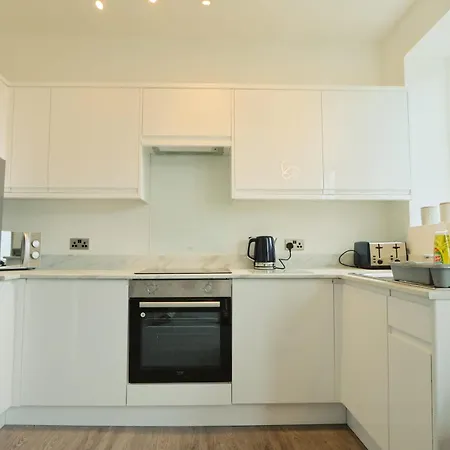 Winchester Two Bedroom Property In Brislington Bristol Exterior photo